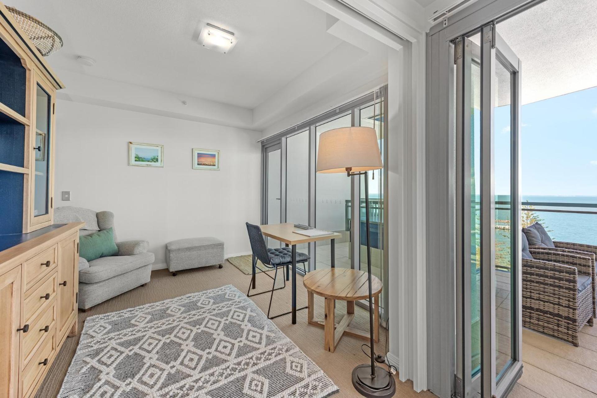 Proximity Waterfront Apartments Редкліфф Екстер'єр фото