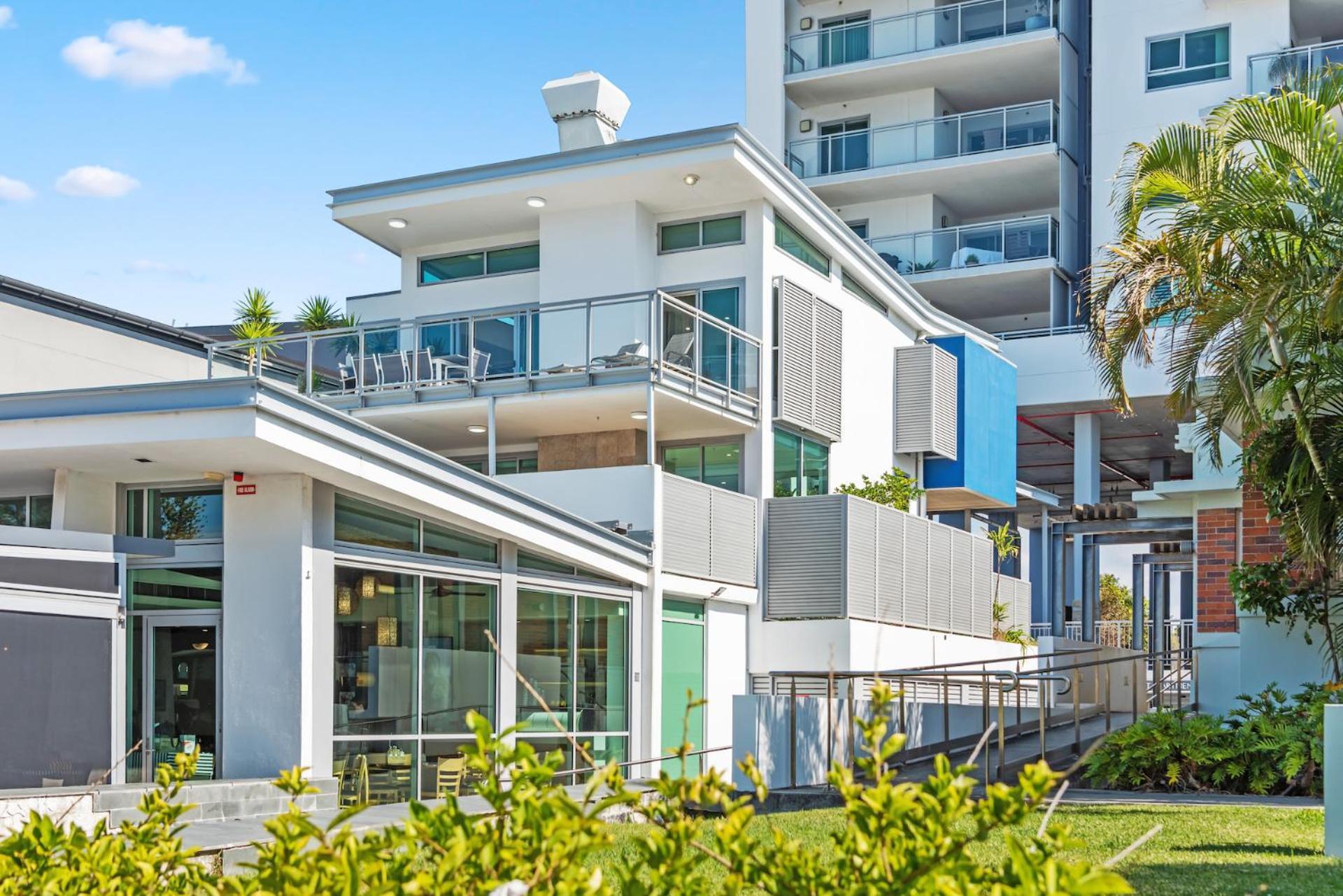 Proximity Waterfront Apartments Редкліфф Екстер'єр фото