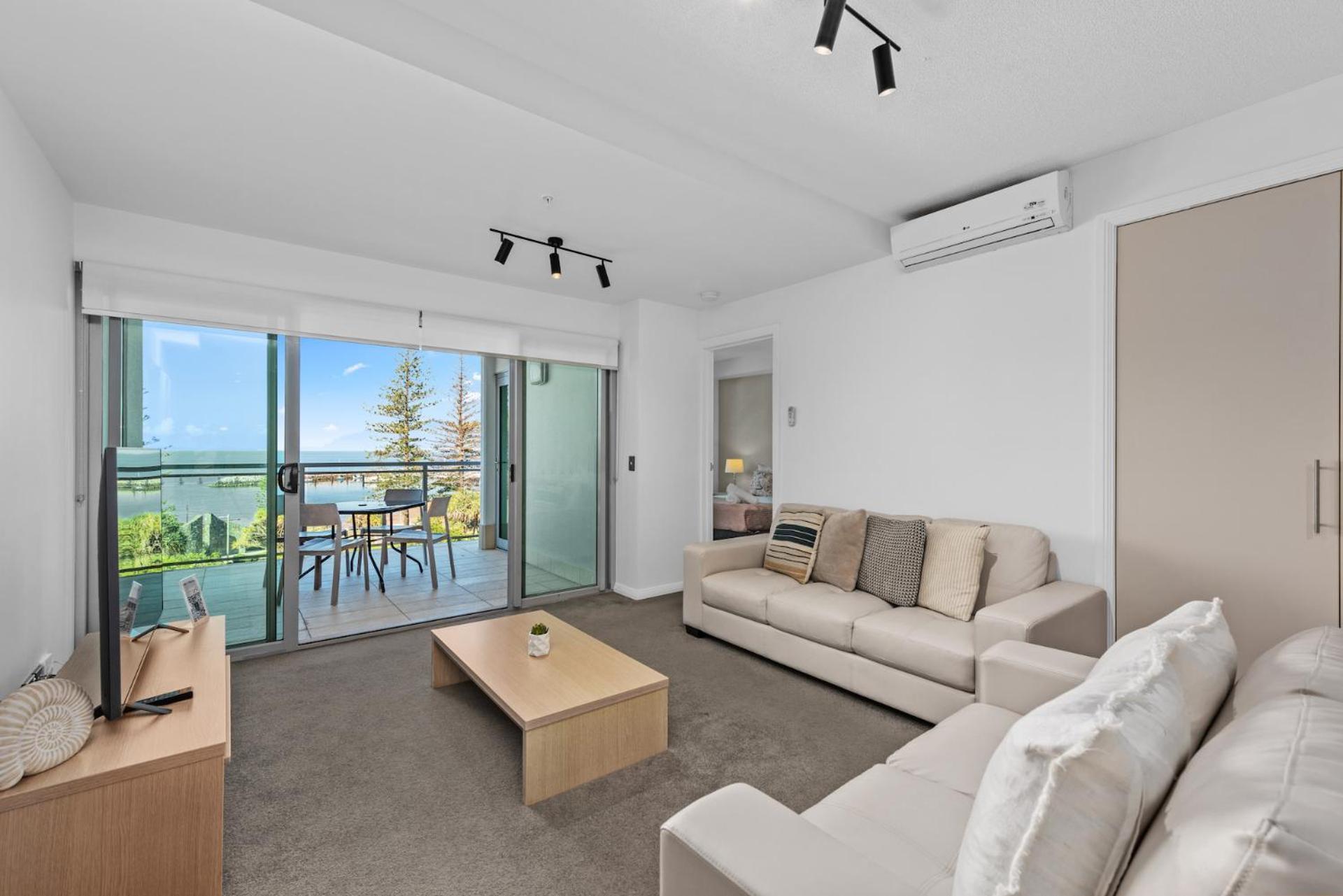 Proximity Waterfront Apartments Редкліфф Екстер'єр фото