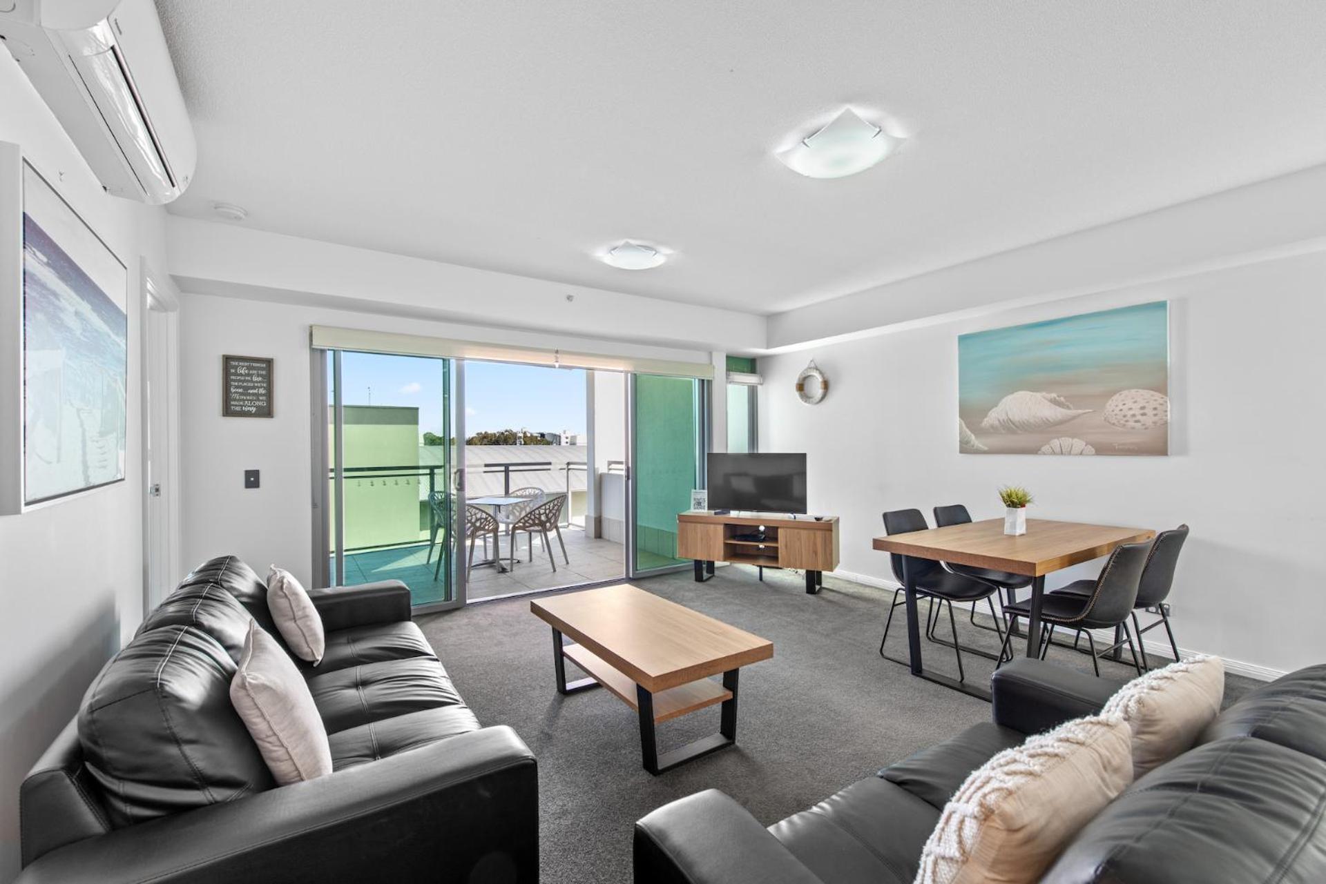 Proximity Waterfront Apartments Редкліфф Екстер'єр фото